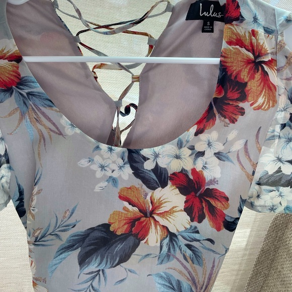 Cute Lulus dress size small - Picture 2 of 5